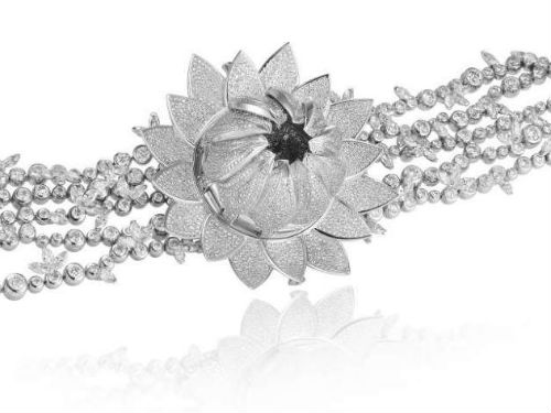 Diamond Lotus Blanc — ювелирные часы с секретом от Chopard