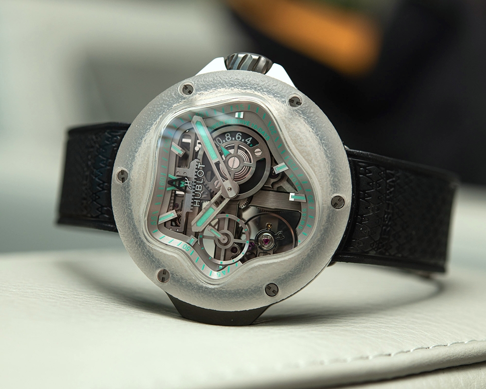 Каплевидные сапфировые часы Hublot MP-17 MECA-10 Arsham Splash Titanium Sapphire вдохновлены формой воды