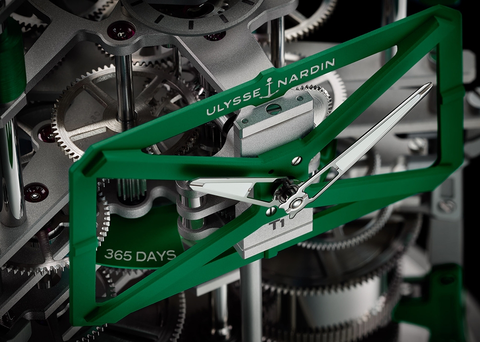 Настольные часы Ulysse Nardin UFO 2023 года в форме морских буев представлены в трех эксклюзивных версиях