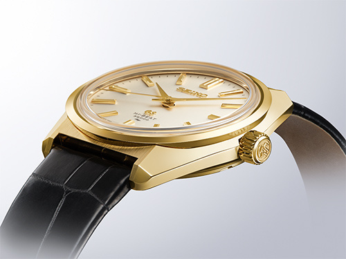 Grand Seiko выпустил лимитированные серии часов SLGW004 и SLGW005, воссоздавшие модель 45GS
