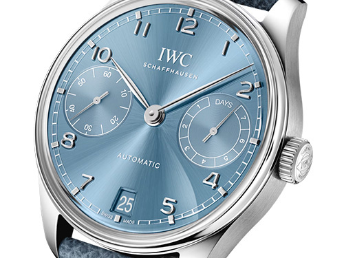 IWC Schaffhausen представил новый Portugieser Automatic 42 металлического голубого оттенка
