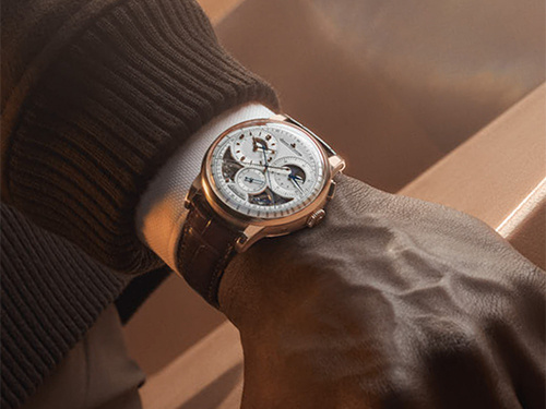 Jaeger-LeCoultre выпустил хронографы из розового золота и платины Duometre Chronograph Moon с индикацией фаз Луны