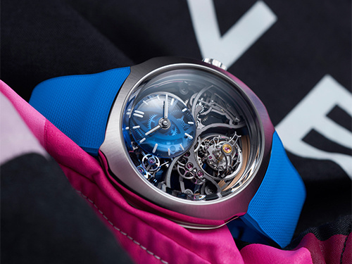 Moser & Cie. выпустил скелетонизированные часы с турбийоном Streamliner Cylindrical Tourbillon Skeleton Alpine Limited Edition