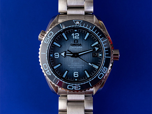 Дайверские часы Omega Seamaster Planet Ocean 600 m 39,5 mm Summer Blue с градиентным циферблатом из синей керамики