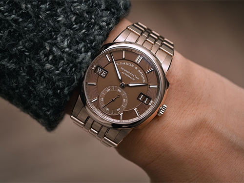 A. Lange & Söhne Odysseus Honeygold теперь с браслетом из цельного золота медового оттенка