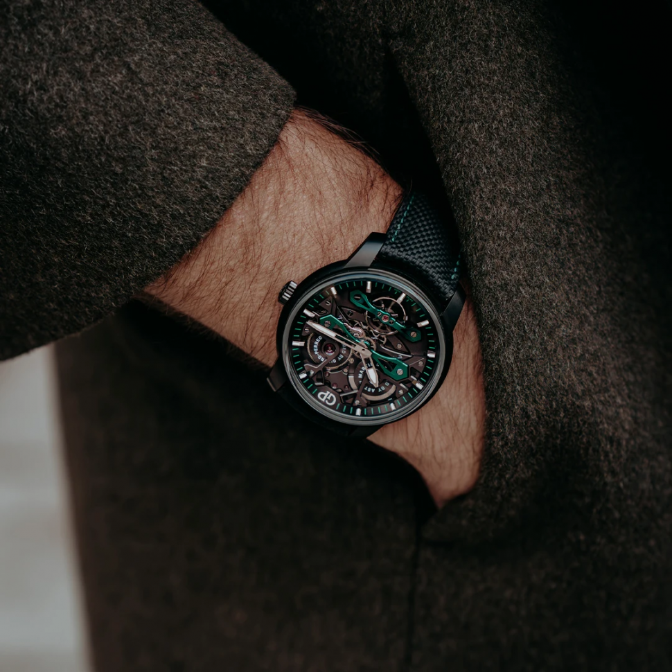Часы Girard-Perregaux Neo Bridges Aston Martin Edition 84000-21