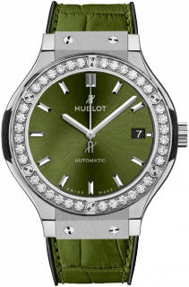 Hublot Classic Fusion Green Titanium Diamonds 38 mm 565.NX.8970.LR.1204