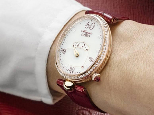 Романтика и часовое мастерство новой модели часов Breguet Reine de Naples Heart