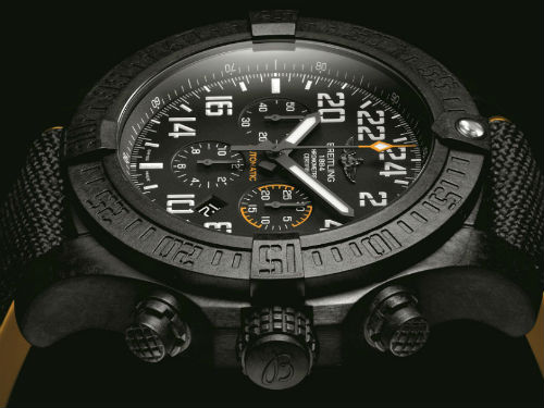 Breitling Avenger Hurricane — наручные часы с мужским характером